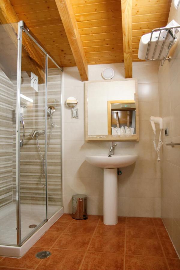 Hotel Rural Las Montanas De Pumar Besullo Екстериор снимка