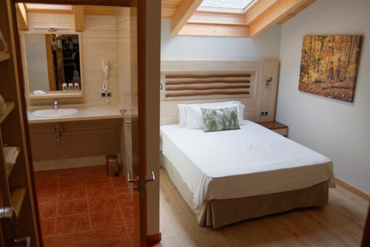 Hotel Rural Las Montanas De Pumar Besullo Екстериор снимка