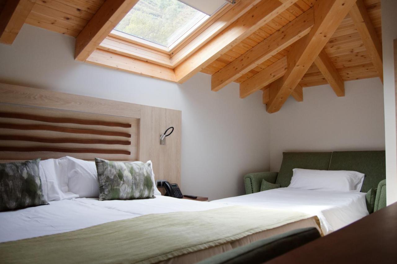 Hotel Rural Las Montanas De Pumar Besullo Екстериор снимка