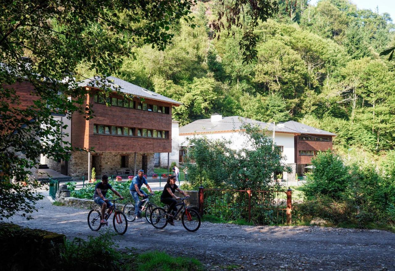 Hotel Rural Las Montanas De Pumar Besullo Екстериор снимка